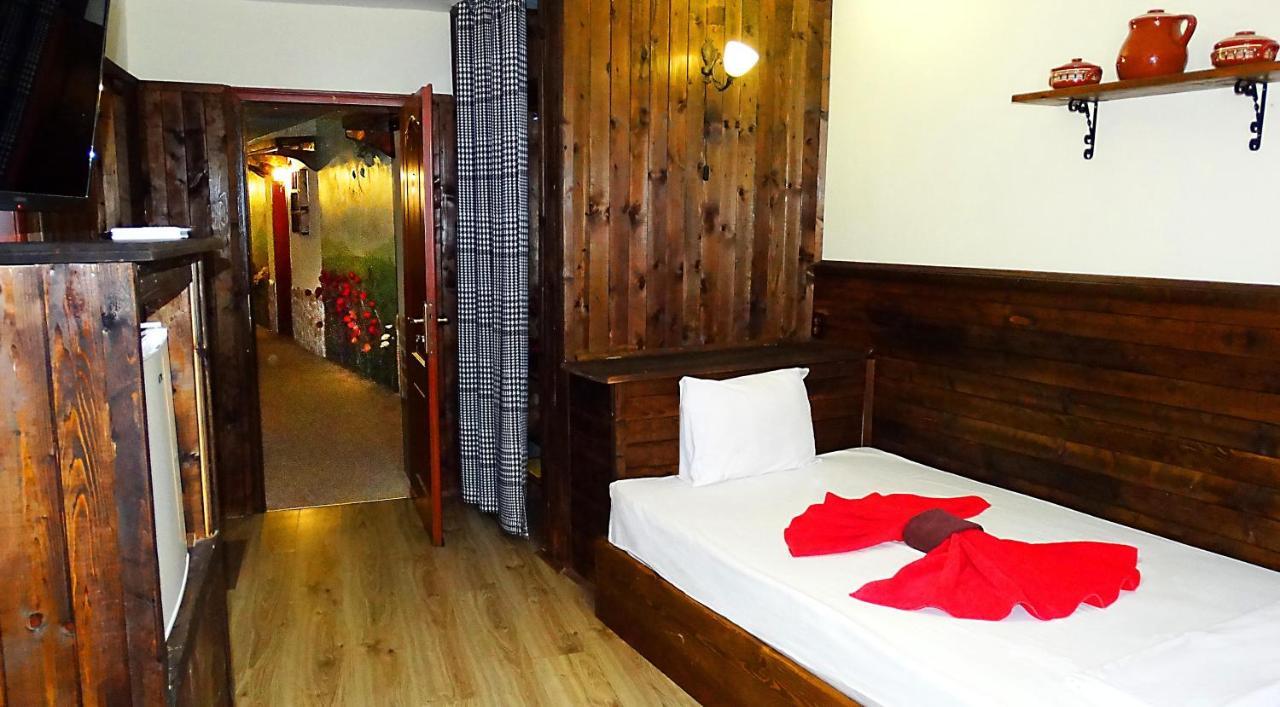 Hotel Simona Complex *